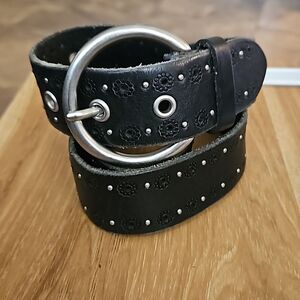Wilson Leather Belt Silver Buckle Stamped Floral Design - black